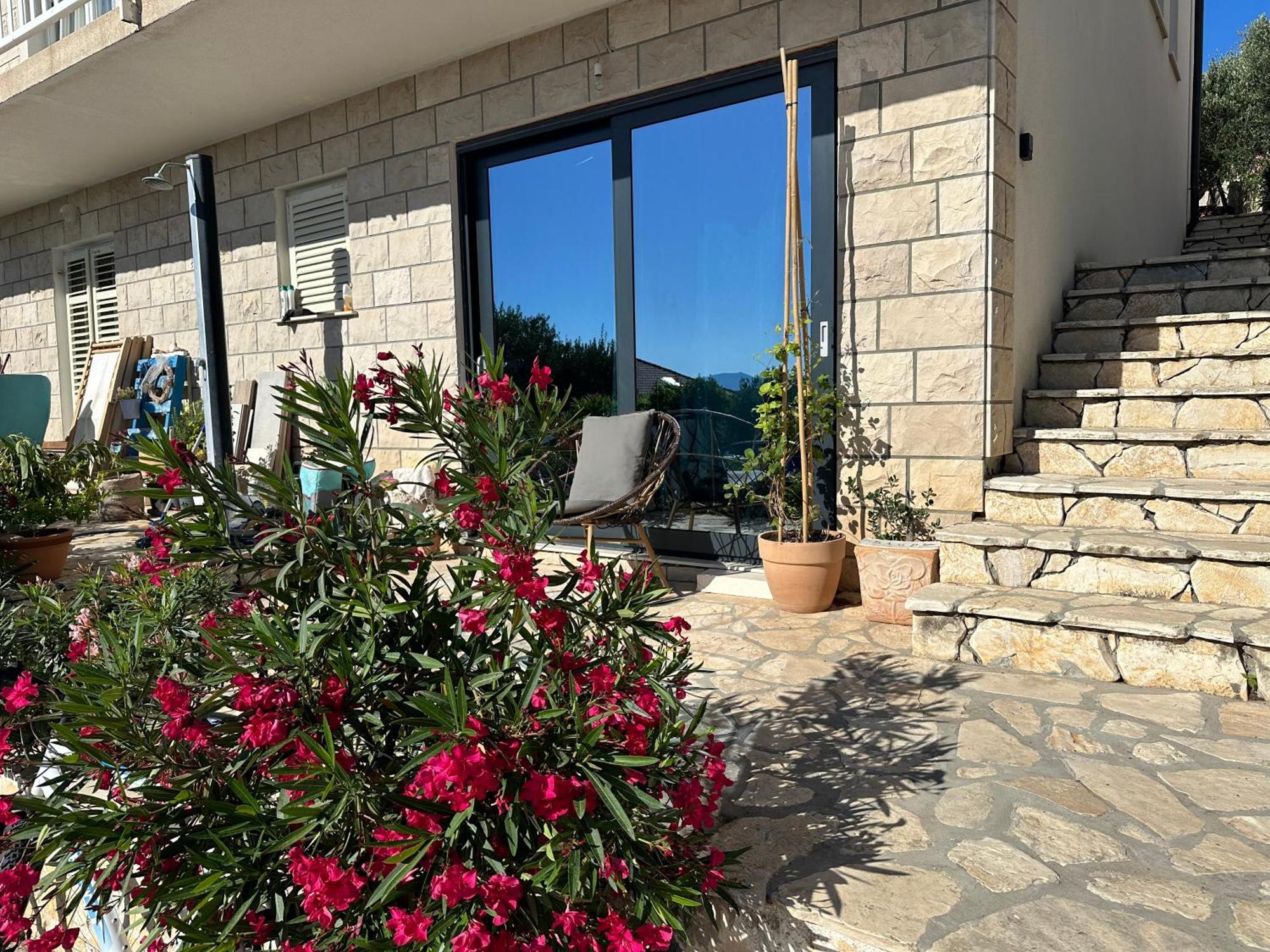 Seaview And Relax Apartment Lumbarda Exterior photo