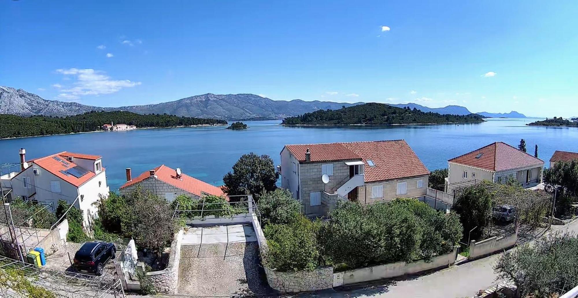 Seaview And Relax Apartment Lumbarda Exterior photo
